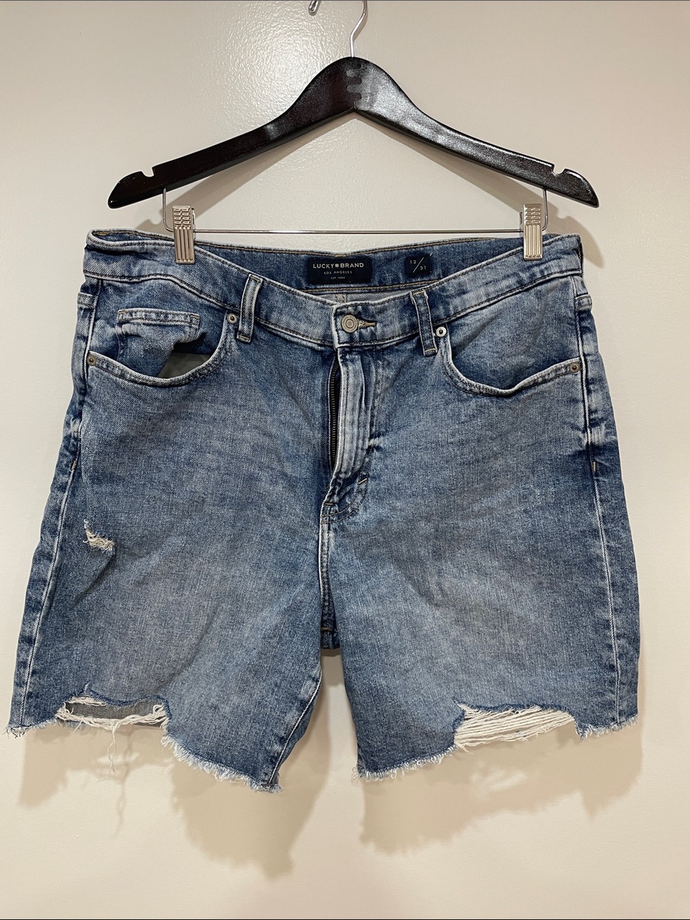 Women’s Lucky Brand denim Jean shorts size 12 31